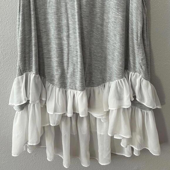 Akira Ruffle Top - Picture 2 of 5